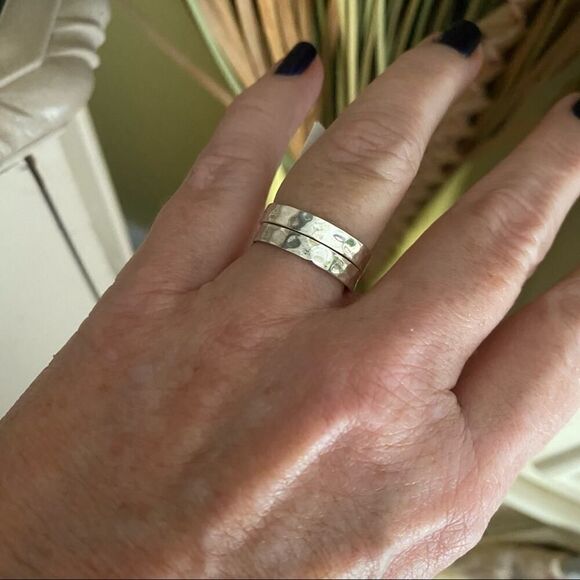 Sterling Silver Hammered 3mm Ring Sizes 6,8,9 - Picture 6 of 11